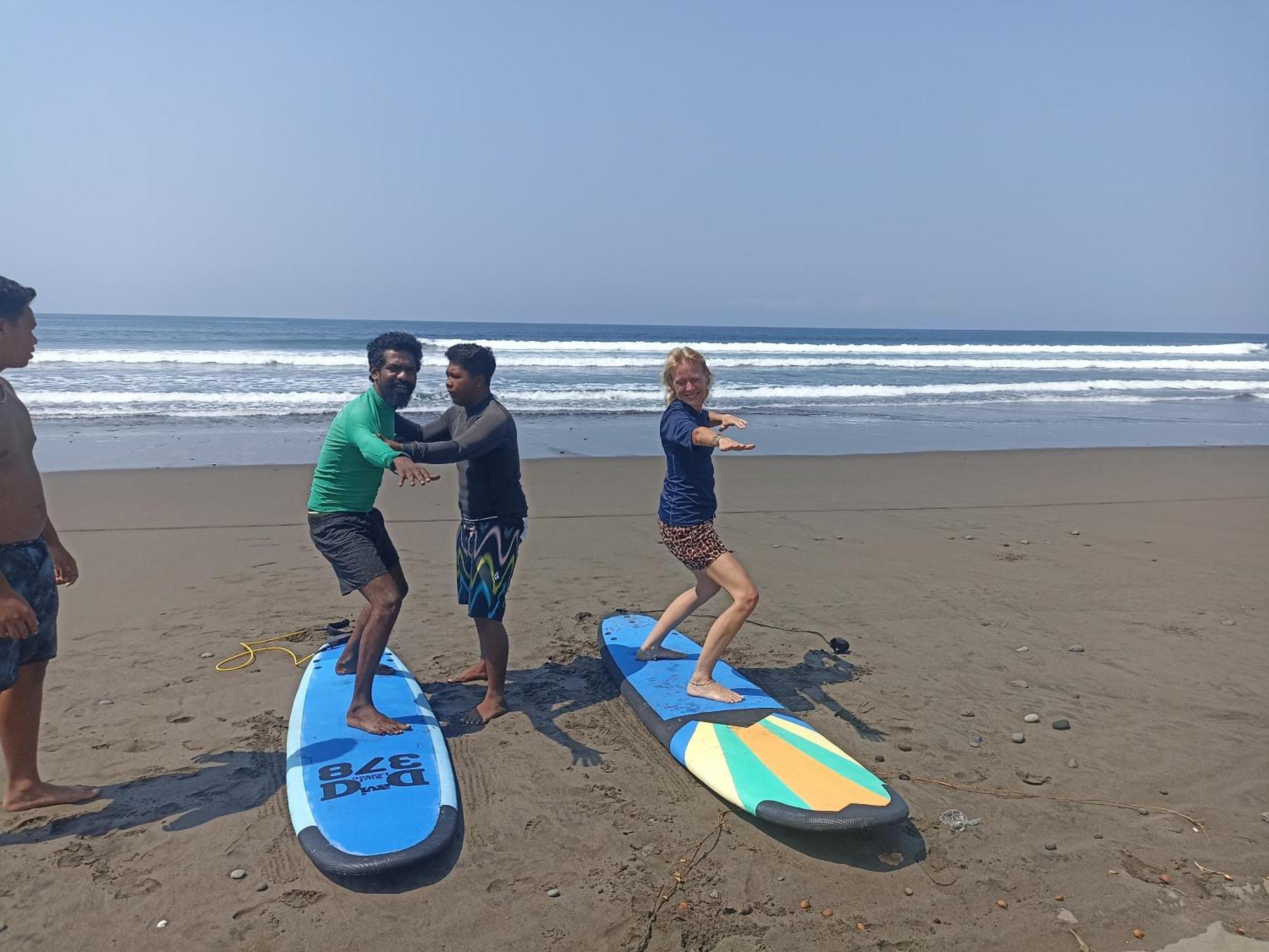 Ayolah Surf House &Surf Camp Apartment Jembrana Екстериор снимка